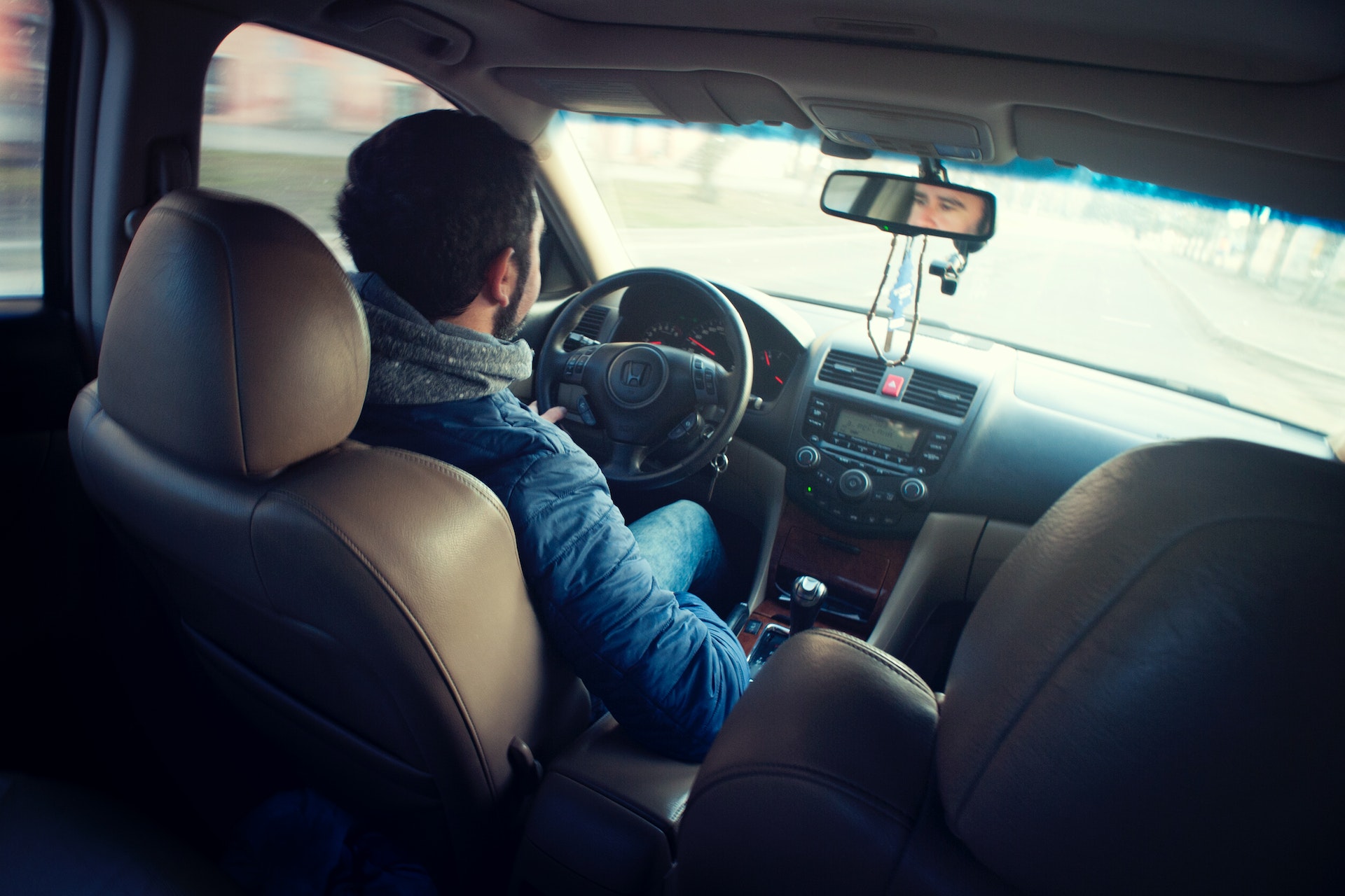 Read more about the article How Much Does a Limo Cost in Miami? 2026 Pricing Guide 